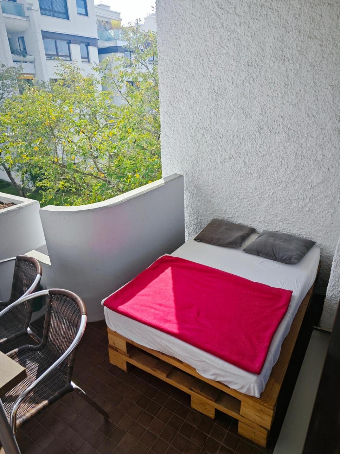 2 In Metro Location Apartment